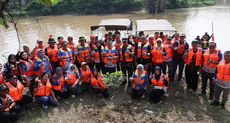 Bersama-sama, kita bisa mewujudkan Kota Bekasi yang lebih sehat, indah, dan bebas dari banjir